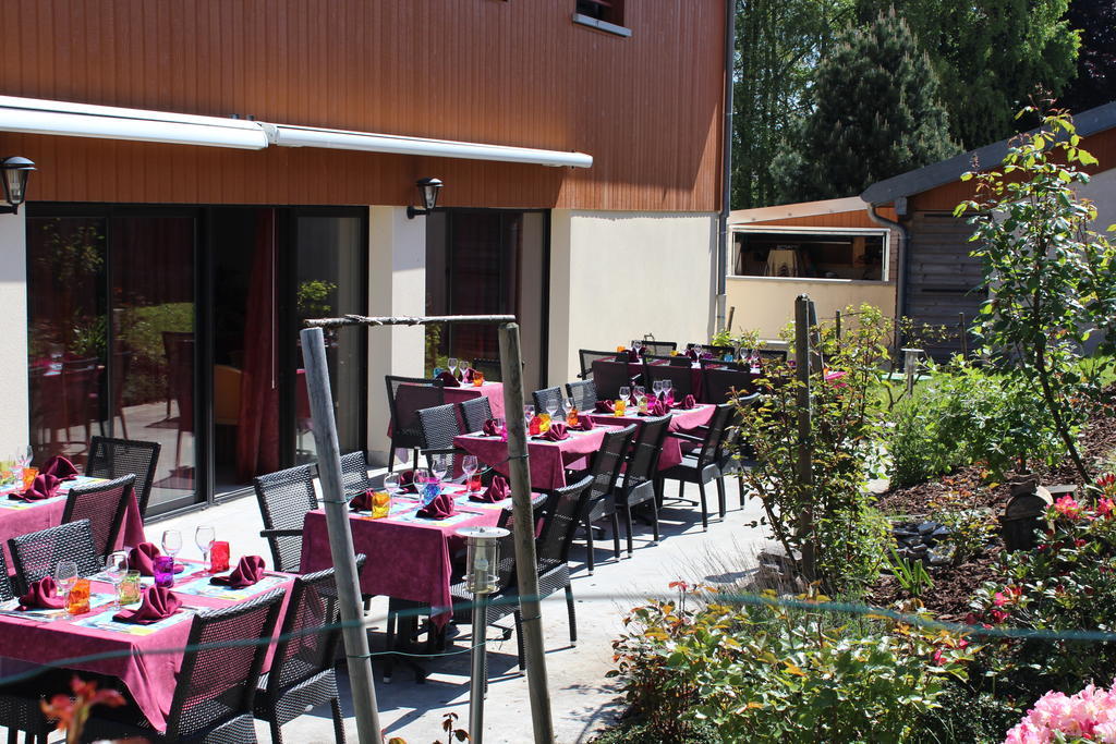 Le Champ Des Lys Hotel Amancey Exterior photo